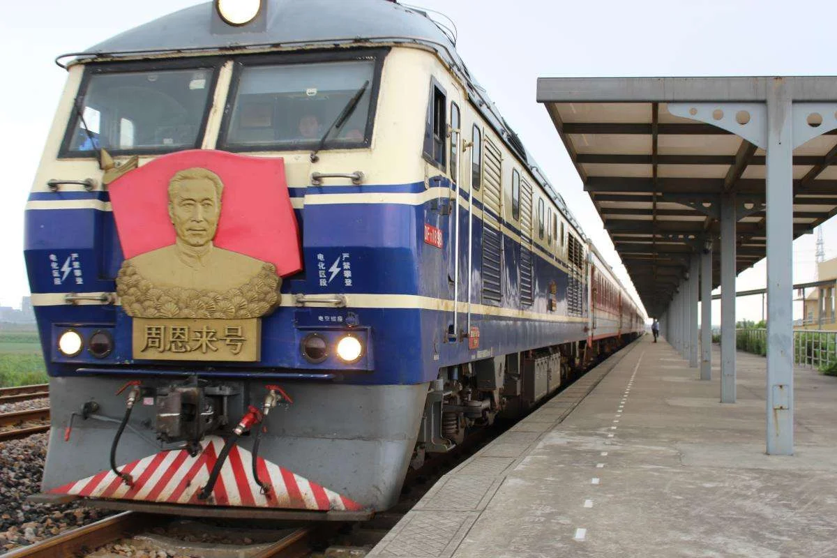 火车到站实时查询(一铁路火车站列车)2