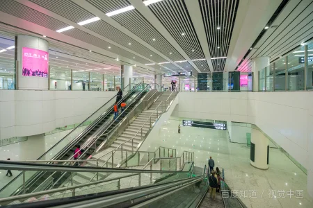 郑州东站站内高铁换乘20分钟够吗(郑州地铁站换乘)2