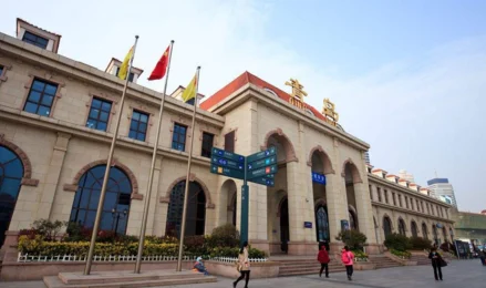 青岛铁路都有什么站段(黄岛铁路货场)2