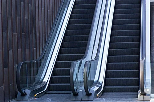 上海地铁志愿者都做些什么（上海地铁左行右立知乎）3