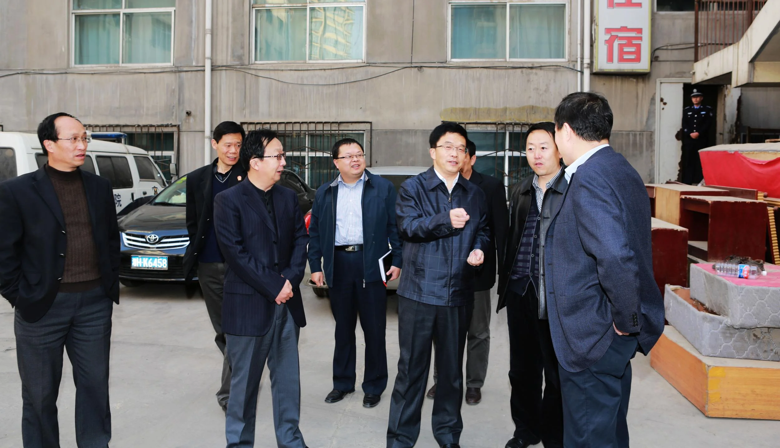 请问铁路运输检察分院院长是什么级别（成都铁路检察院）