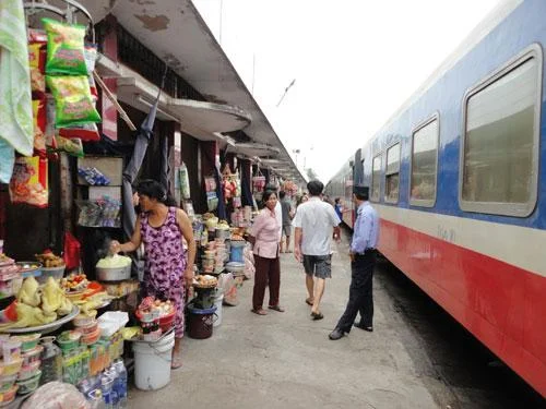 越南的铁路是窄轨还是宽轨(越南铁路车型)4