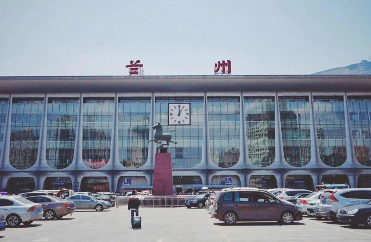 兰州有高铁站吗（兰州站有高铁吗）