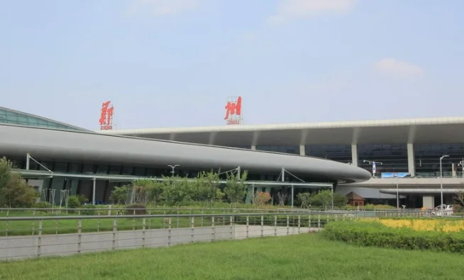 郑州地铁2号线早班车几点有到飞机场(郑登洛铁路咋不开工)