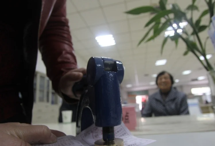 武汉老年证可以坐地铁吗(武汉外地60岁乘地铁)2