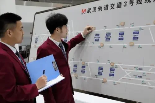 成都地铁 调度员待遇如何（成都地铁调度员考试）