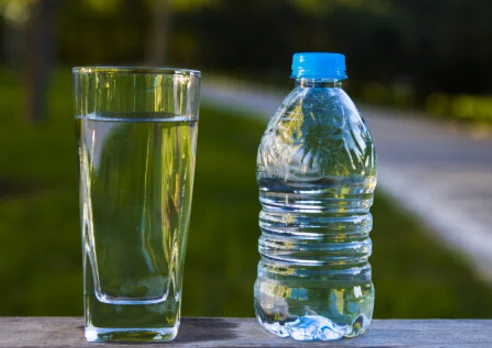 高铁带液体可以随身携带吗(高铁上带水)2