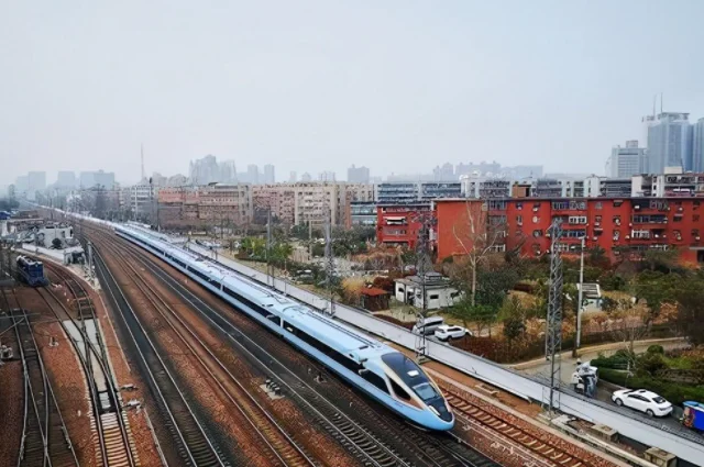 美国为什么没有高铁铁路也很少（国外有高铁吗）