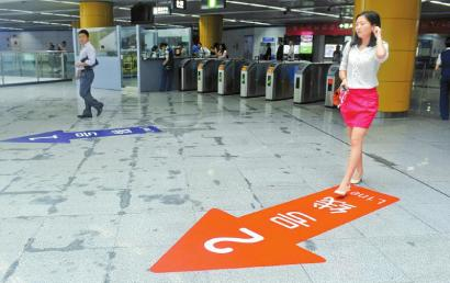 成都3号地铁在哪转2号线（成都7号转2号地铁在哪个站转）