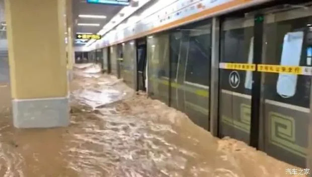 地铁有哪些防汛设备如何使用（地铁站防洪门）