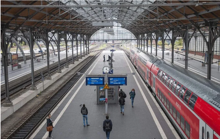 广东省茂名市一共有几个火车站分别在什么位置(电白铁路局)2