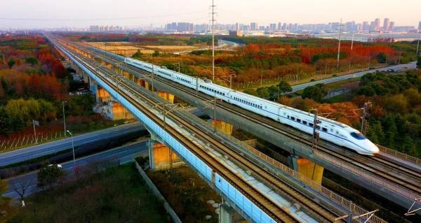 京沪高铁开通时间是哪年投资了一共多少哦（京沪高铁投资多少钱）