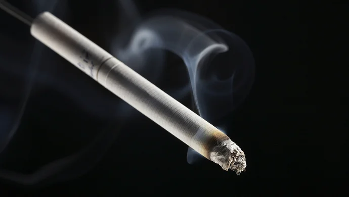 坐地铁可以带多少条香烟（现在地铁火车站允许带几条烟）2