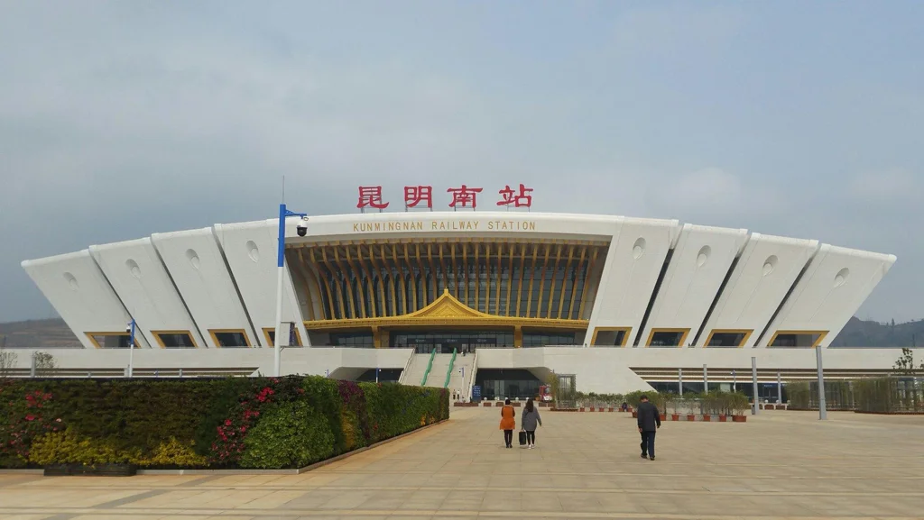 昆明到底有几条高铁线路具体站点是哪些谢谢（昆明高铁省内）2