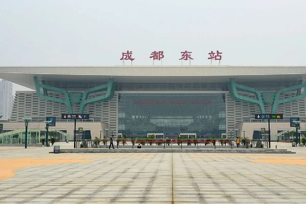 双流机场到东站需要多少时间（成都双流机场成都东地铁要多长时间）