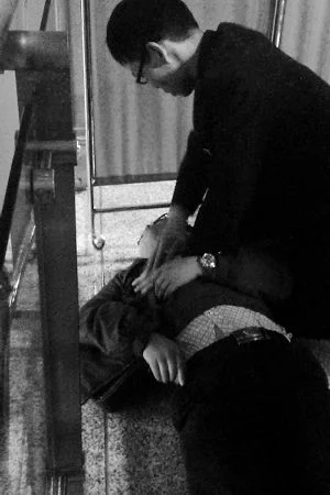 男子在北京地铁站晕倒抢救无效死亡我们怎么看待猝死（地铁站倒地）4