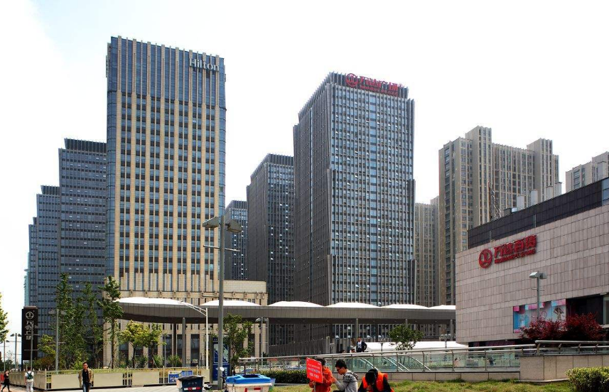 上海悦荟广场地铁怎么去（南京悦荟广场地铁站）