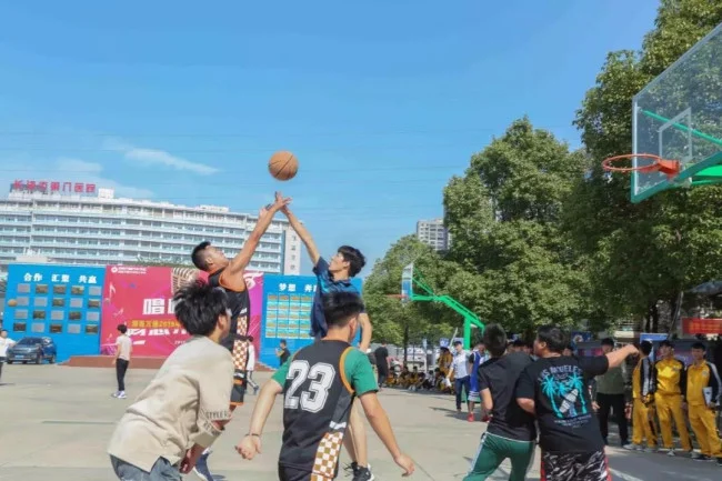 高铁学校有哪些（湘潭高铁学校）1