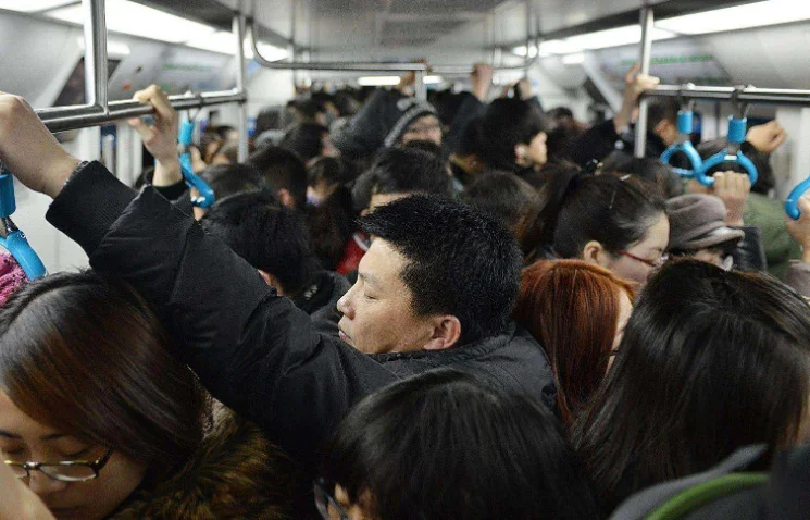 为什么地铁上不能吃东西(这段时间坐地铁能吃东西吗)