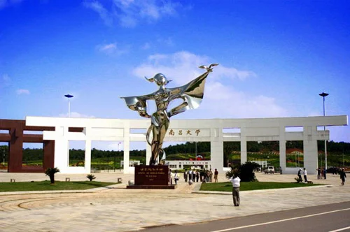 能够在上海交通大学就读是怎样的一种体验(武汉地铁公众号)