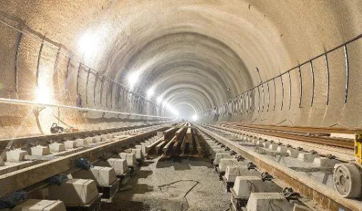 重庆的地铁站有多深呢这是重庆的哪个地铁站(重庆假地铁出口)7