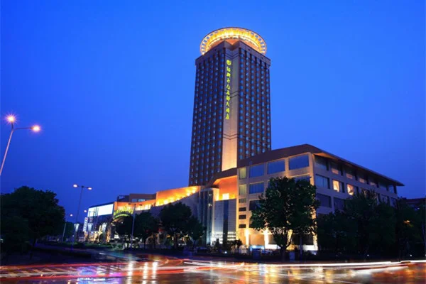 深圳前海湾jw万豪酒店和那个地铁口近(深圳前海湾地铁站酒店)1