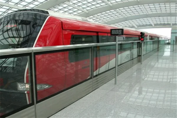 城市里的地铁到底是亏损还是在盈利(深圳地铁亏损的吗)