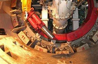 杭州招修地铁的普通工人多少钱一个月（杭州修一条地铁要多少钱）4