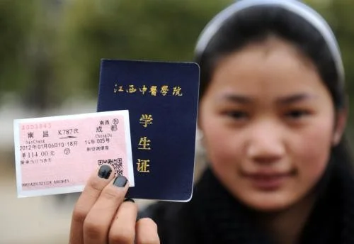 成都地铁在哪里买票呢（成都东站地铁哪买票）