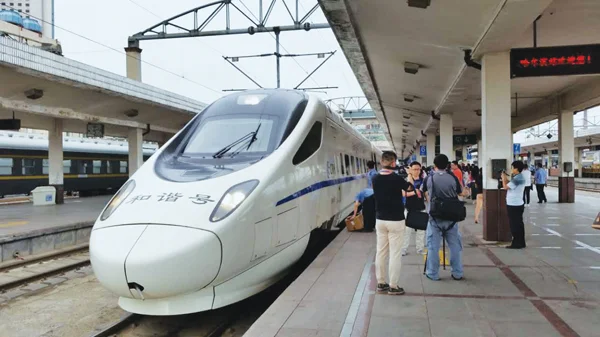 高铁能不能货运（高铁带货物）6