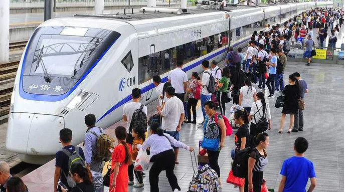 十一假期期间中国铁路预计客流量多少与往年同期有变化吗（铁路客流）3