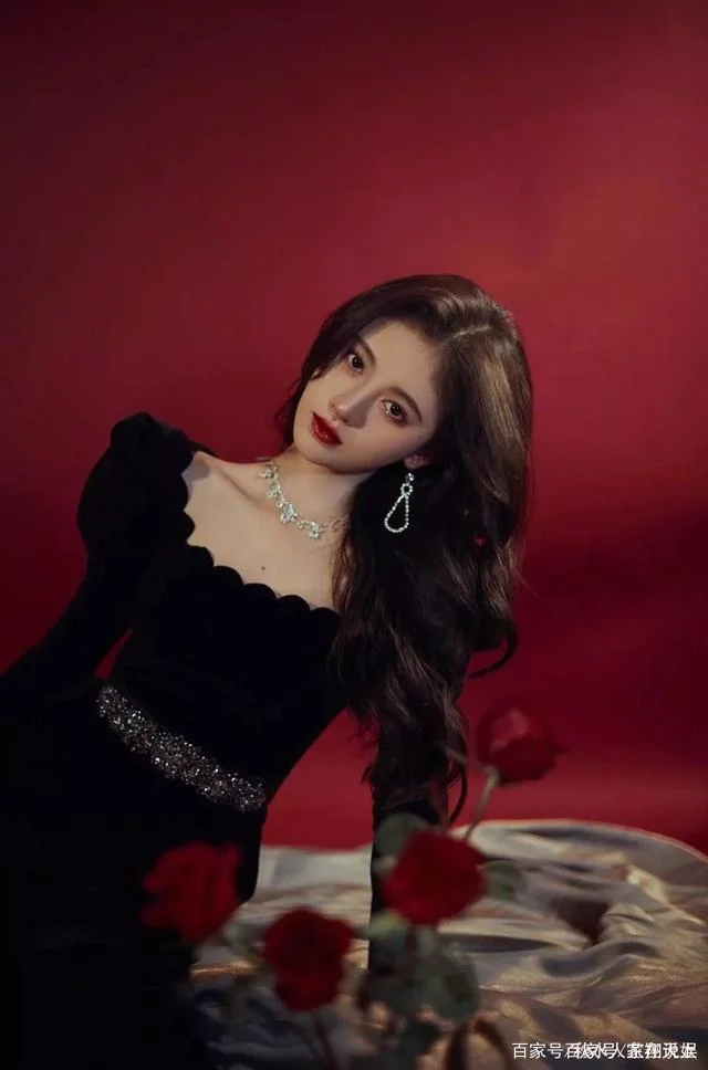 鞠婧祎的家在四川成都的哪里（成都地铁二号线有鞠婧祎）3