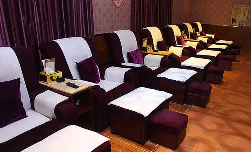 人和地铁站可以去哪里（人和地铁站附近桑拿）