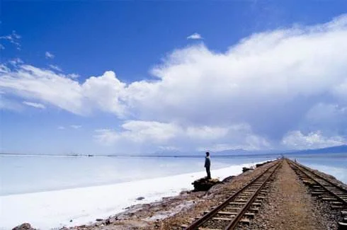 日照的高铁和动车什么时候修建准备修到哪里(日照铁路沿线)