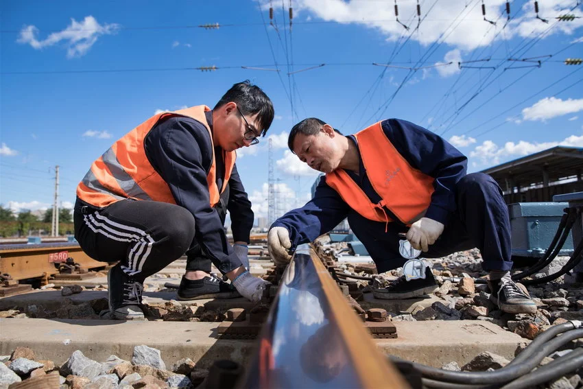 地铁检修工作如何（上海地铁检修工到底做什么）2