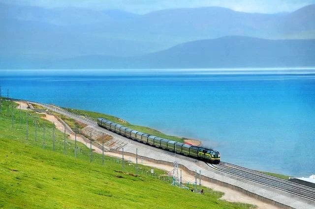 青藏铁路的行径路线（青藏铁路路线）2