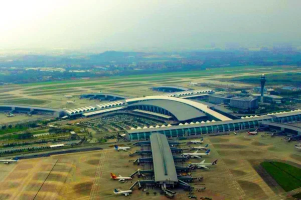 白云机场t1航站楼坐地铁在那里下（白云机场t1是在哪个地铁）