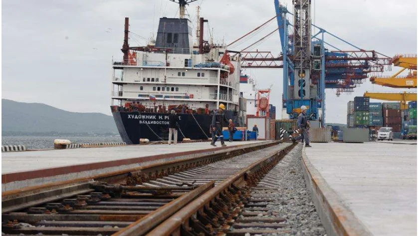 请问高铁概念股有哪些谁是龙头（铁路板块龙头股有哪些）3