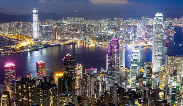 香港93年广九铁路广告灵异事件有没有被破解（香港93年广九铁路广告事件真相）