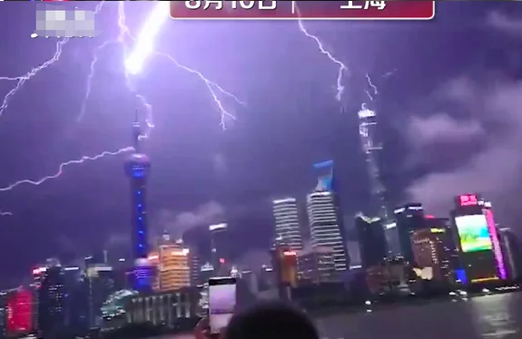 求一张完整无误上海地铁高清图😀（闪电击中上海地铁站）9