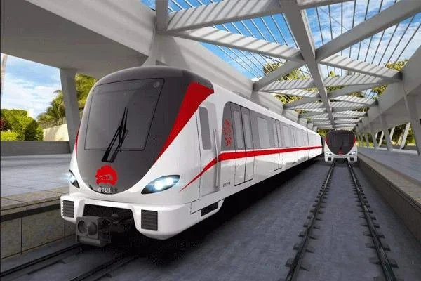 我要《地铁时代》的完整歌词（南京话歌曲地铁时代零距离首发）2