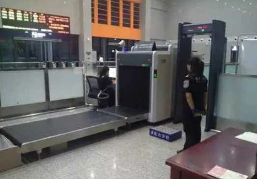 最新规定高铁最多可以带多少烟能过安检（高铁能带烟过安检吗）2