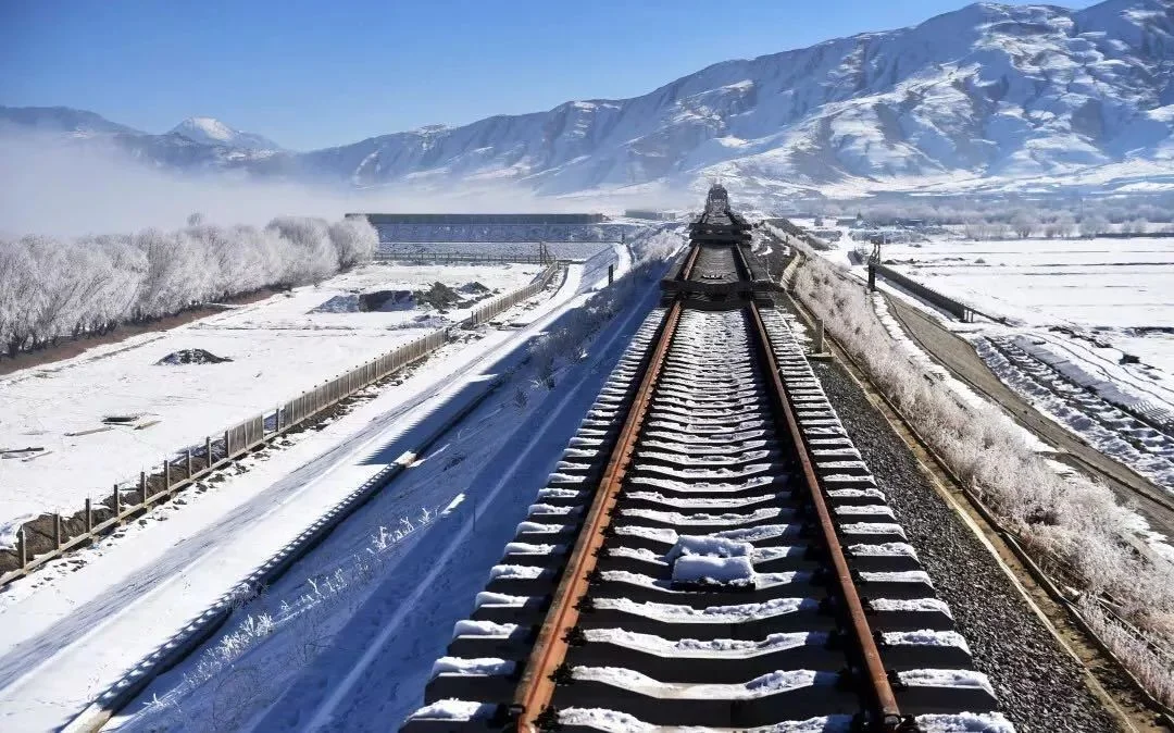 川藏铁路什么时候修建（川藏铁路开工动员）
