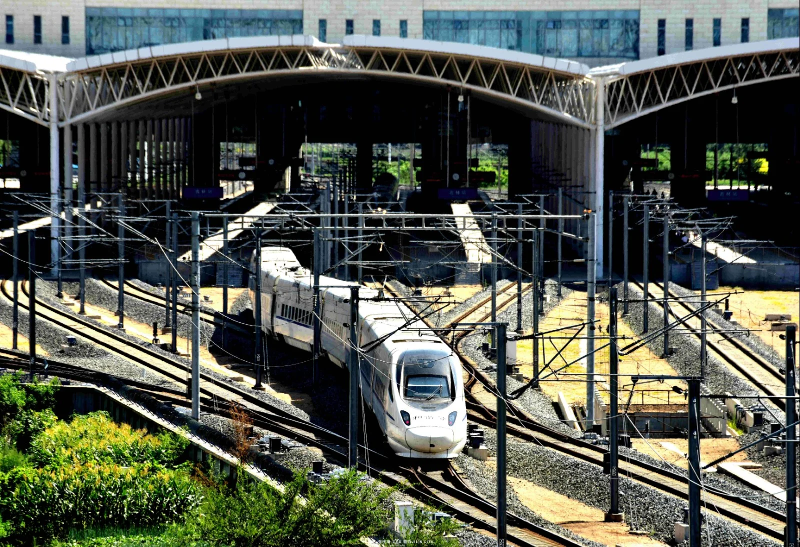 为什么铁路下面铺石头(铁路搬石头)5