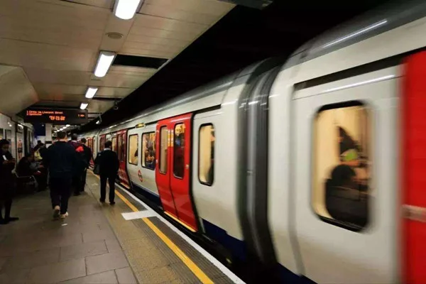 2020成都地铁运营时间(成都地铁周末运行时间)2