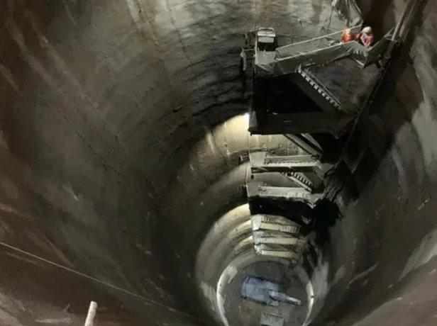 在重庆修地铁有多难中国最深地铁站是如何修建成功的（重庆最偏僻地铁站）3