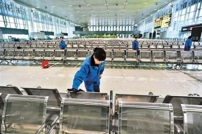 深圳地铁运营公司的电话是多少啊（深圳地铁电话客服电话）