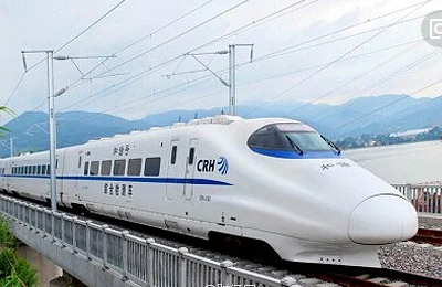 铁路局工作人员可以免费乘坐火车吗（铁路局职工坐火车）4