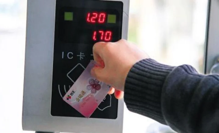 关于南京地铁学生卡的办理问题（南京地铁学生卡）2