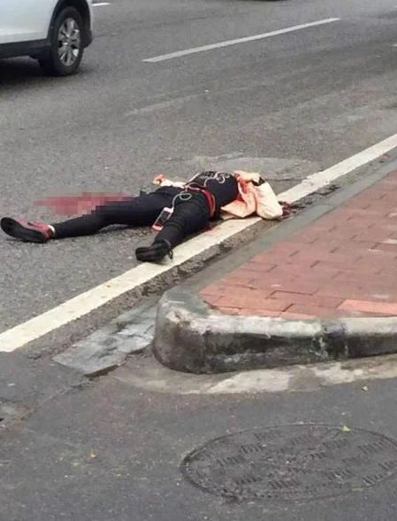 10·7广州地铁打架事件的事件经过（今天广州地铁砍人）6